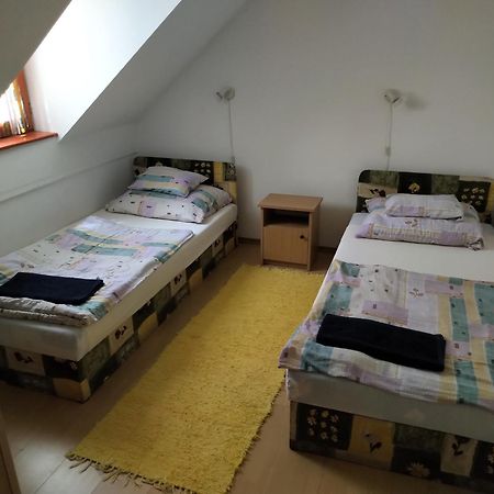 Reteshaz Strudelhaus Apartmanhaz Вонярцвашхедь Экстерьер фото