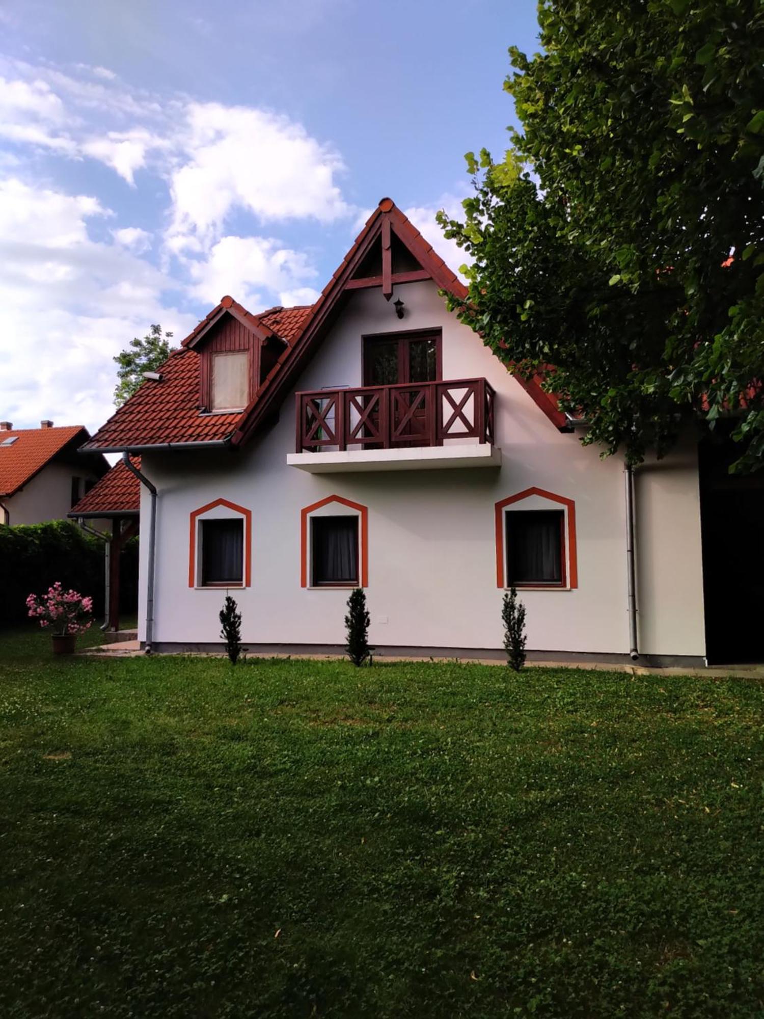 Reteshaz Strudelhaus Apartmanhaz Вонярцвашхедь Экстерьер фото