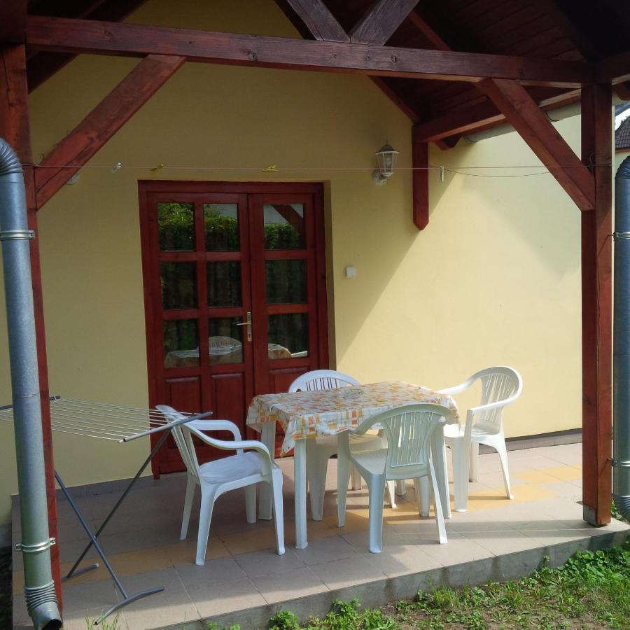 Reteshaz Strudelhaus Apartmanhaz Вонярцвашхедь Экстерьер фото
